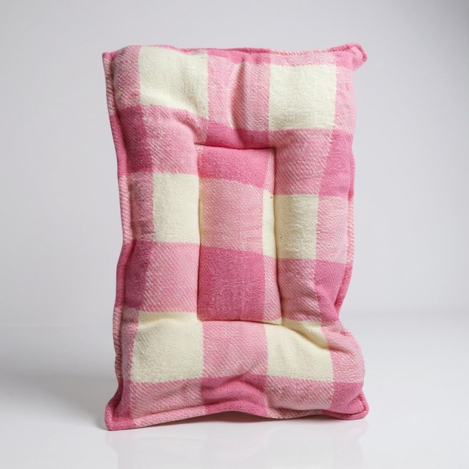 Vintage Wicker Pet Carrier - Retro Cat or Small Dog Basket